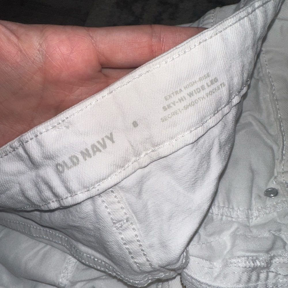 Old Navy - Extra High Rise Sky-Hi Wide Leg